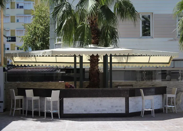 4 sterren hotel: City Live Hotel