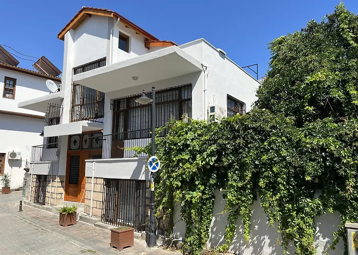 Konukzade Oldtown Apart